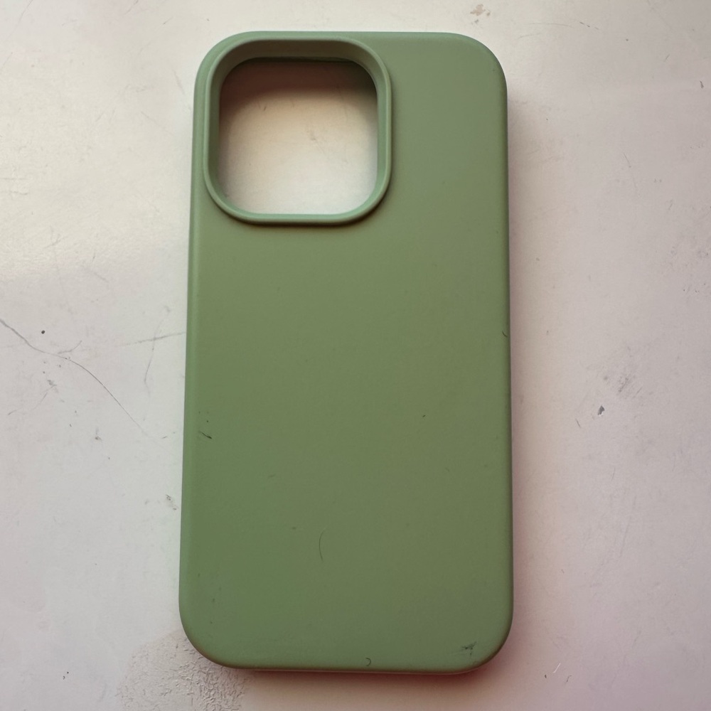 Green Silicone iPhone 14 Pro Case